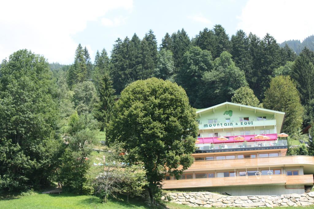 Mountain And Soul Lifestyle Hotel Ramsau im Zillertal Exterior foto